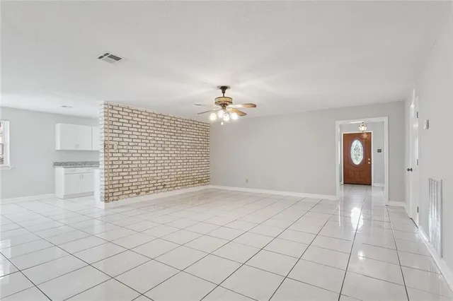 $2,500 | 4429 Lake Vista Drive, Metairie, LA 70006