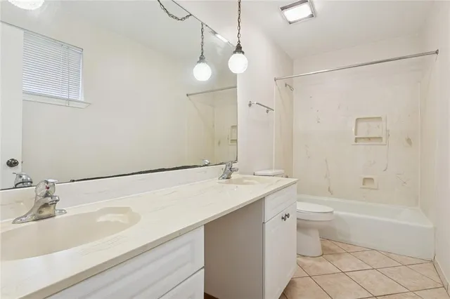 $2,500 | 4429 Lake Vista Drive, Metairie, LA 70006