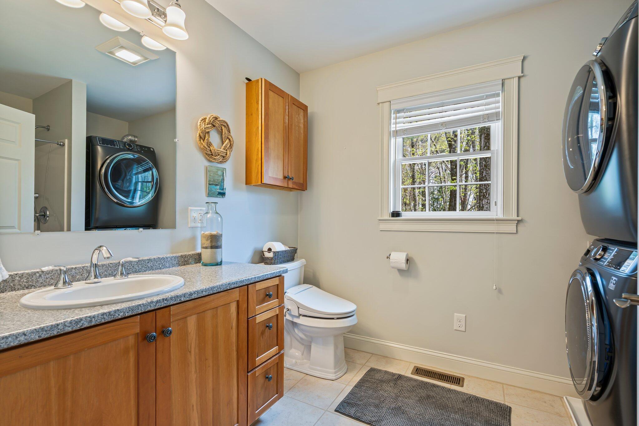 68 McLellan Road Gorham, ME 04038 - Photo 44 of 60 Guest bath with laundry