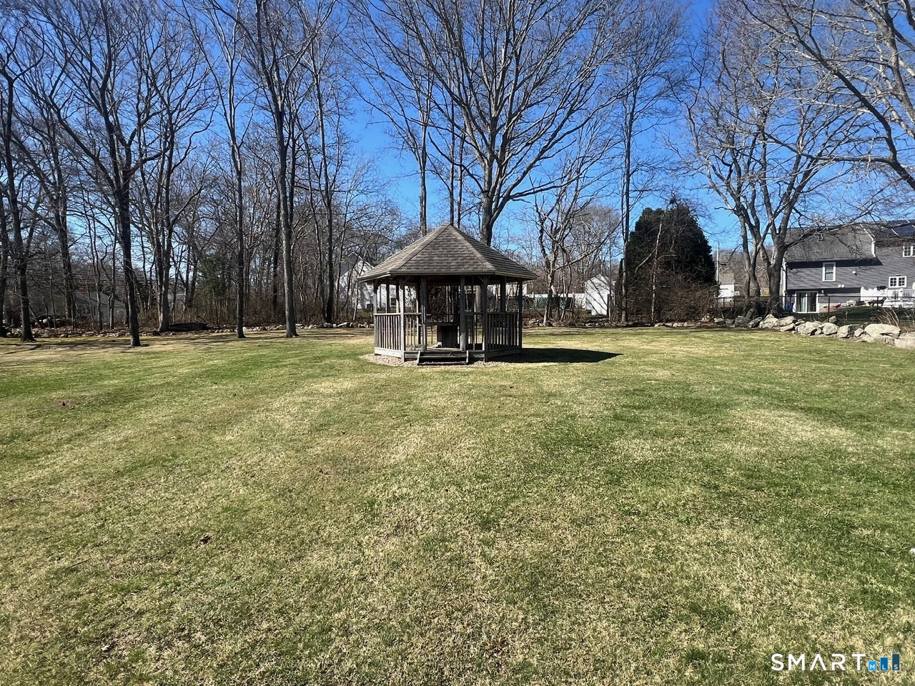 94 Elmridge Road Stonington, CT 06379 - Photo 8 of 30