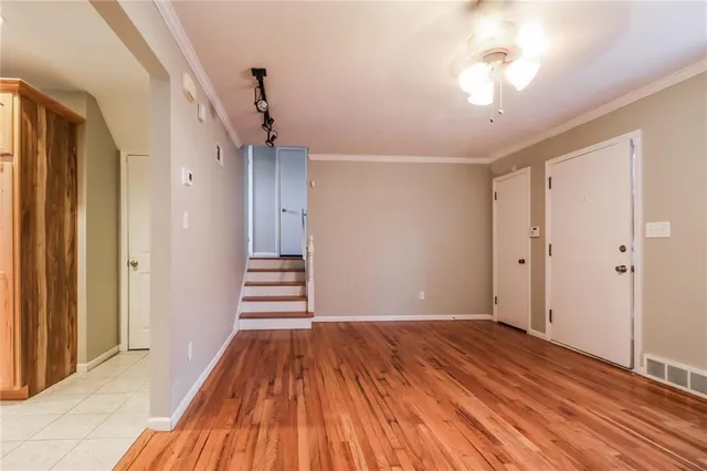 $1,580 | 2624 South Evanston Avenue, Independence, MO 64052