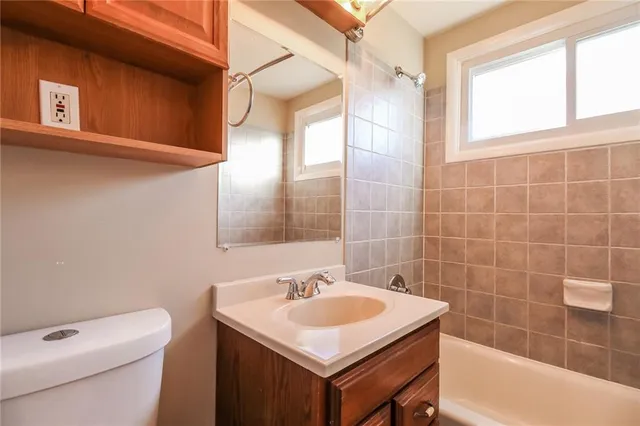 $1,580 | 2624 South Evanston Avenue, Independence, MO 64052