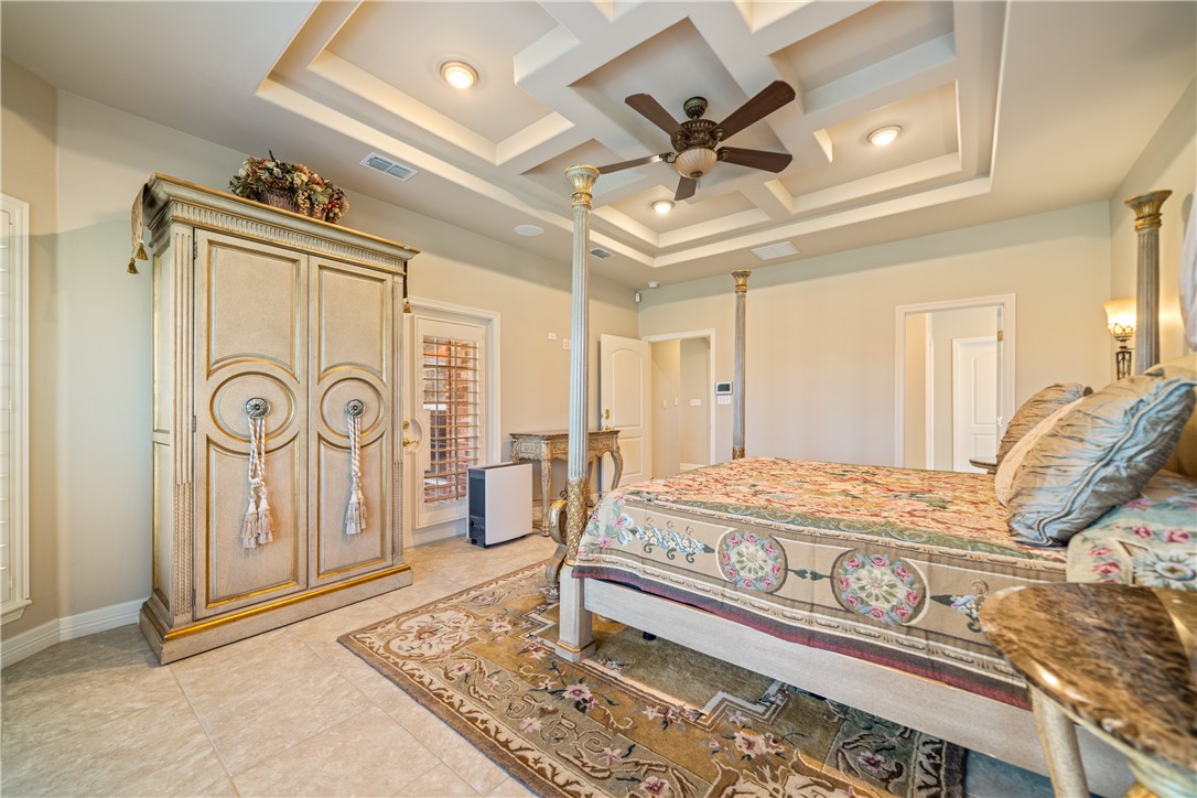 21050 Donegal Road Mathis, TX 78368 - Photo 13 of 36