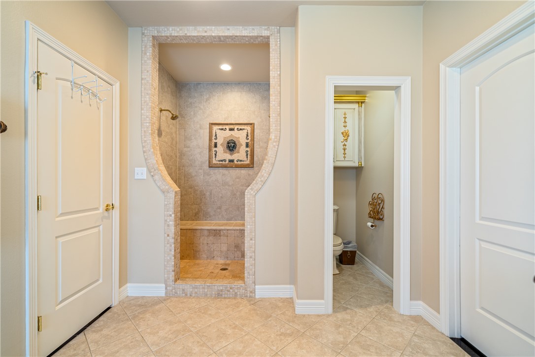 21050 Donegal Road Mathis, TX 78368 - Photo 16 of 36