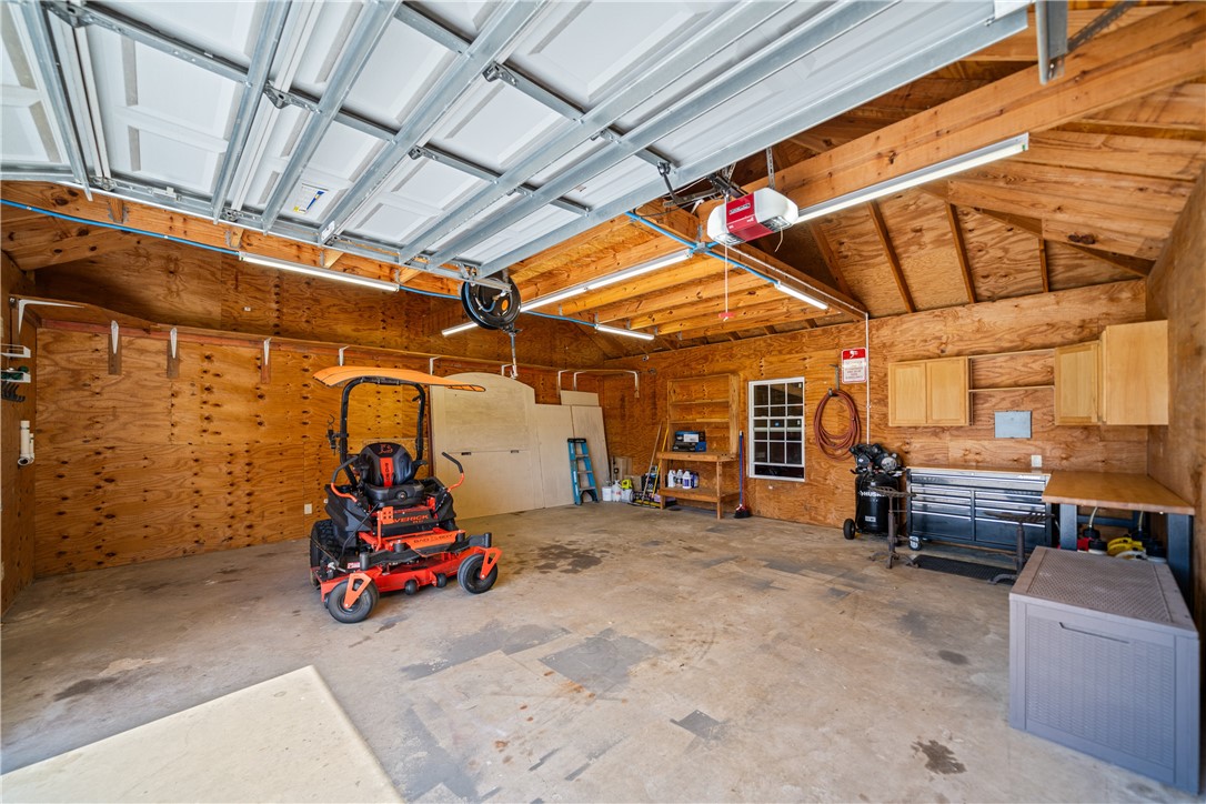 21050 Donegal Road Mathis, TX 78368 - Photo 31 of 36