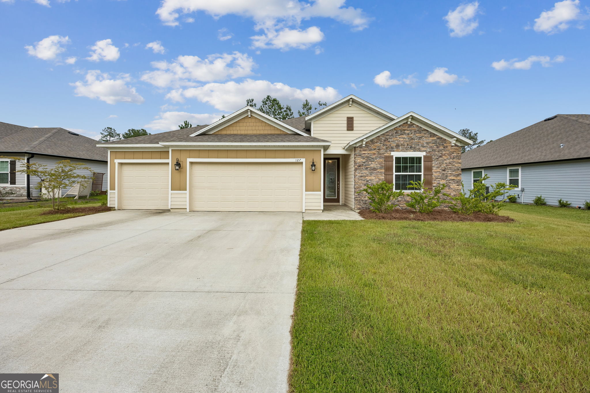 127 Breakwater Loop Kingsland, GA 31548 - Photo 1 of 81