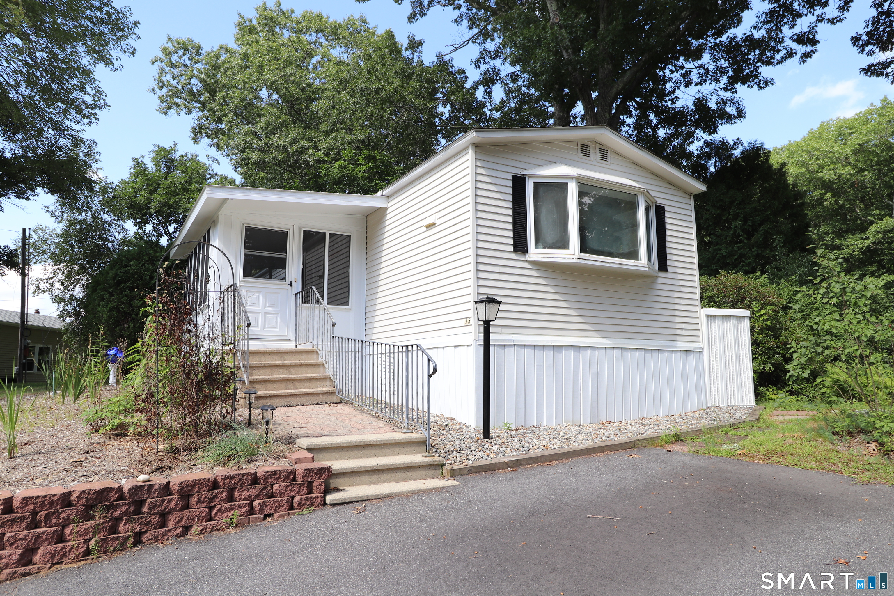 33 Ridge Circle Mansfield, CT 06268 - Photo 1 of 21 Gallery Image 1