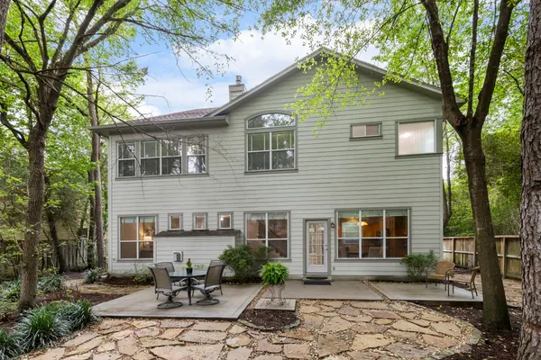 $810,000 | 3 South Altwood Circle, The Woodlands, TX 77382