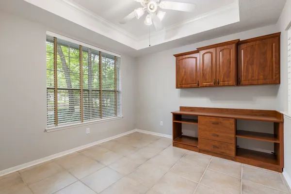 $810,000 | 3 South Altwood Circle, The Woodlands, TX 77382