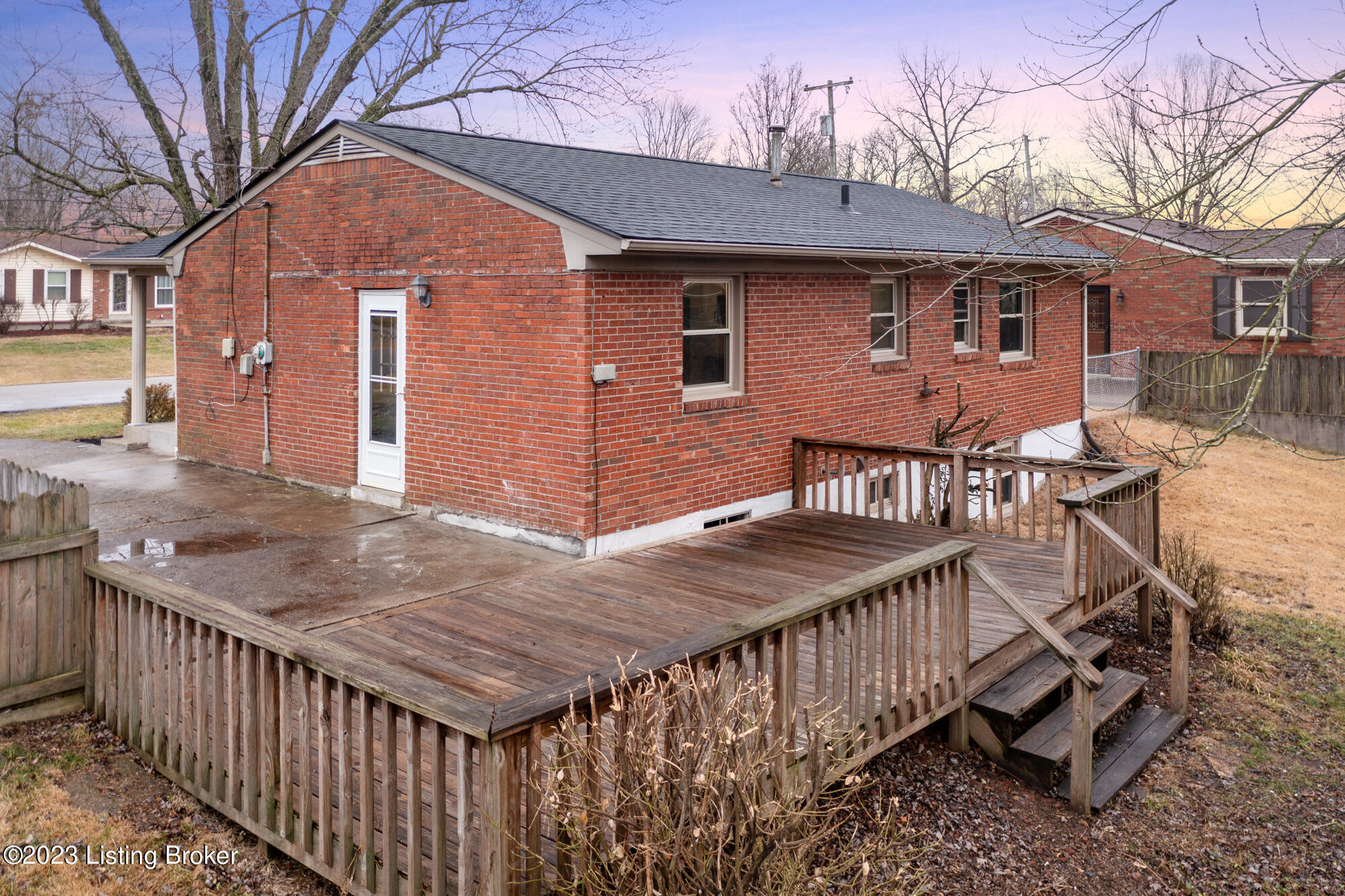 7802 Westbrook Road Louisville, KY 40258 - Photo 39 of 43 9