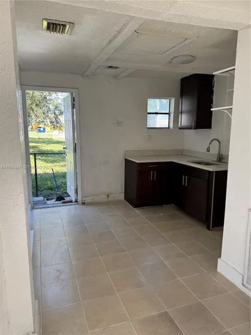 $1,900 | 6027 Northwest 22nd Avenue, Miami, FL 33142