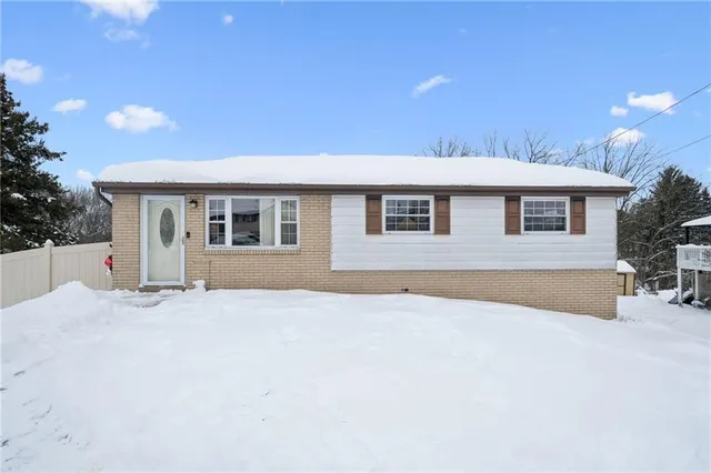 $225,000 | 4310 Paradise Drive, Gibsonia, PA 15044