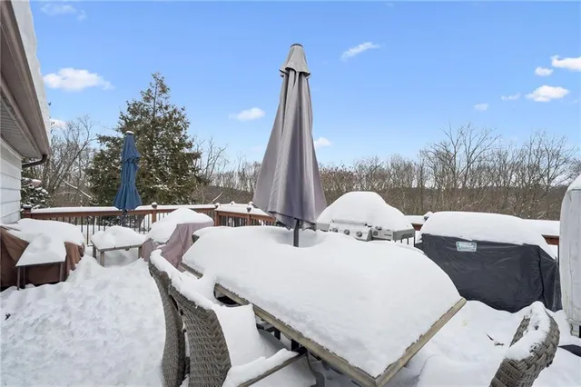 $225,000 | 4310 Paradise Drive, Gibsonia, PA 15044