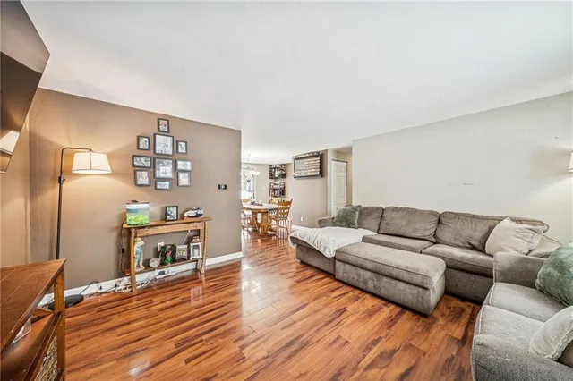 $225,000 | 4310 Paradise Drive, Gibsonia, PA 15044