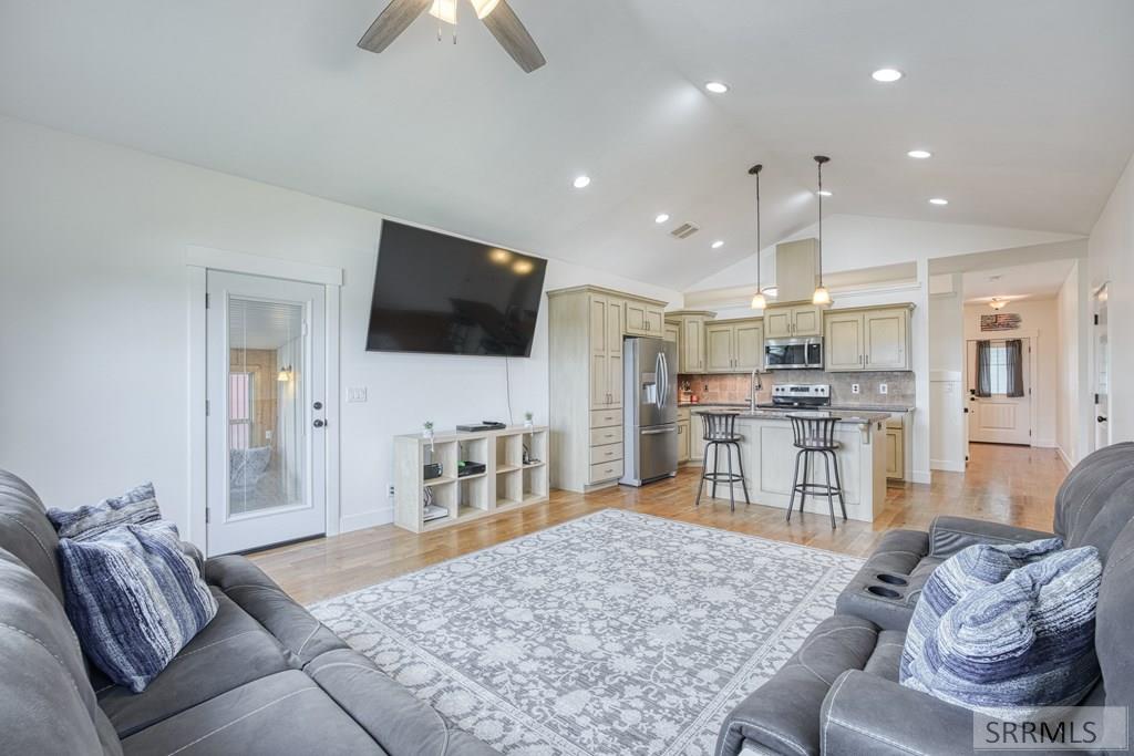 6349 East Tower Castle Loop Ammon, ID 83406 - Photo 11 of 58