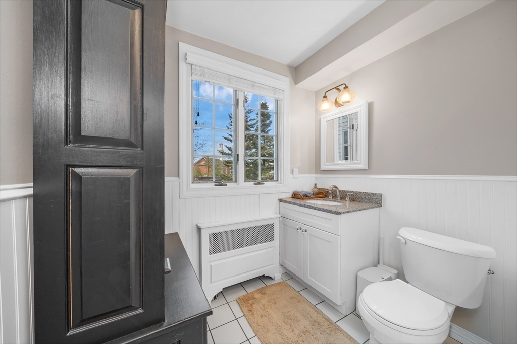 8 Chestnut Street Andover, MA 01810 - Photo 23 of 42