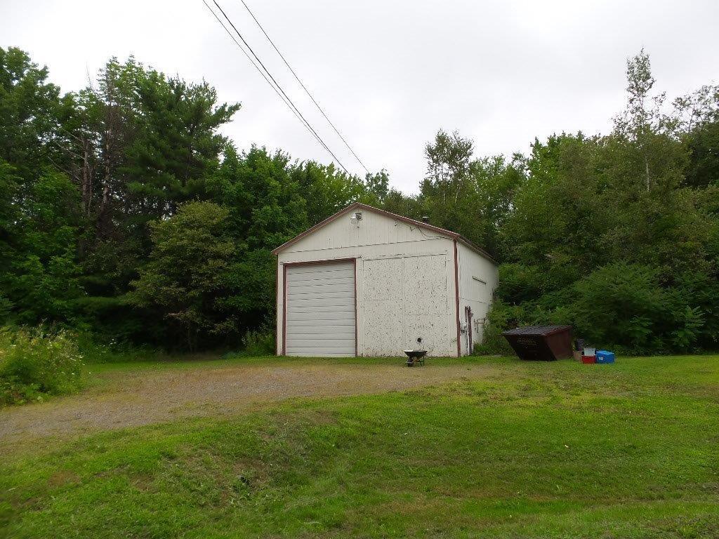 708 Norridgewock Road Fairfield, ME 04937 - Photo 21 of 26 Garage