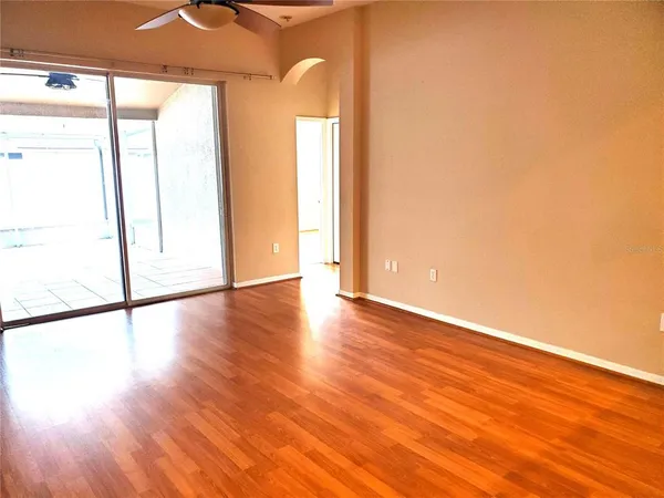 $2,500 | 31354 Kirkshire Court, Wesley Chapel, FL 33543