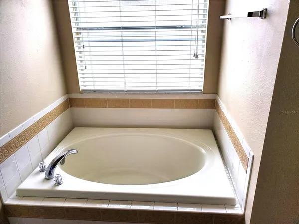 $2,500 | 31354 Kirkshire Court, Wesley Chapel, FL 33543