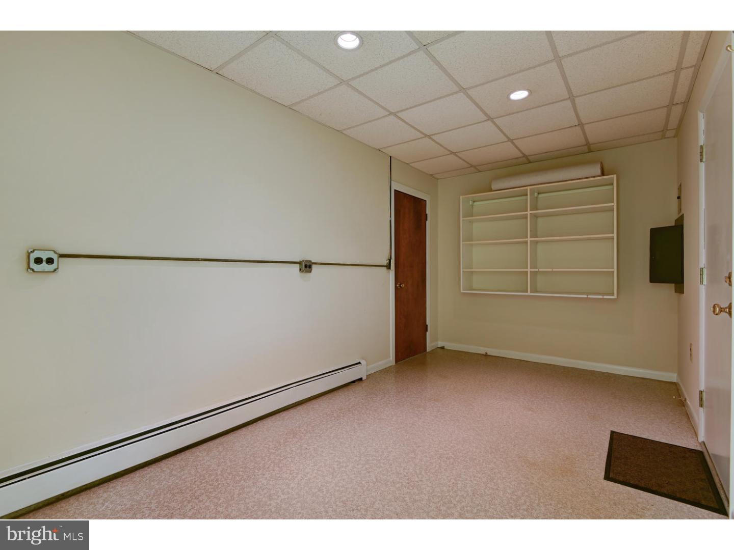181 Cranbury Road Princeton Junction, NJ 08550 - Photo 13 of 39 Entrance from the garage to mudroom