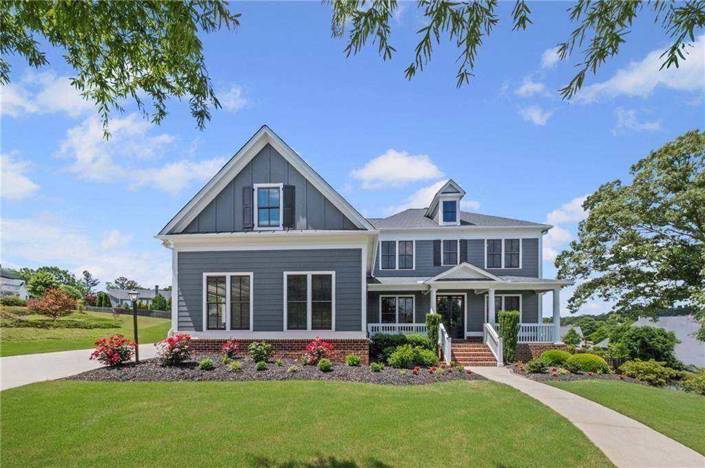 4035 Pinebrook Circle Cumming, GA 30028 - Photo 1 of 1 a front view of a house with garden