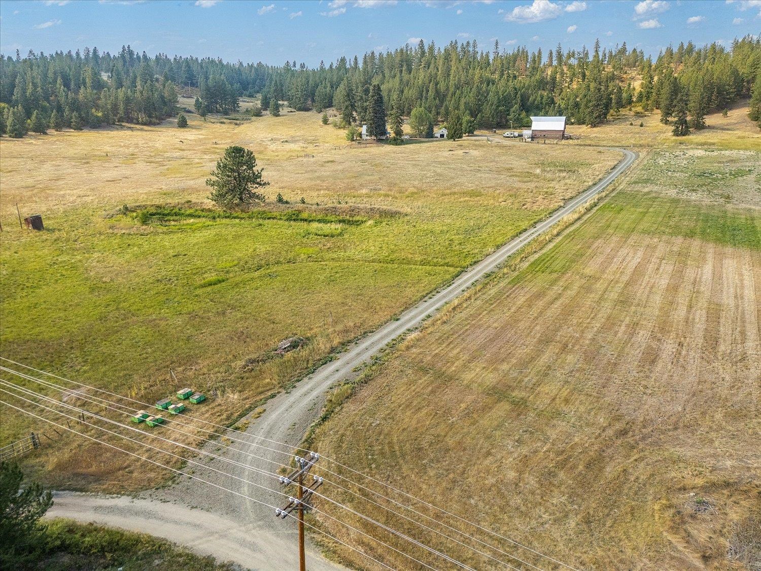 8410 West Valley Road Clayton, WA 99110 - Photo 39 of 45