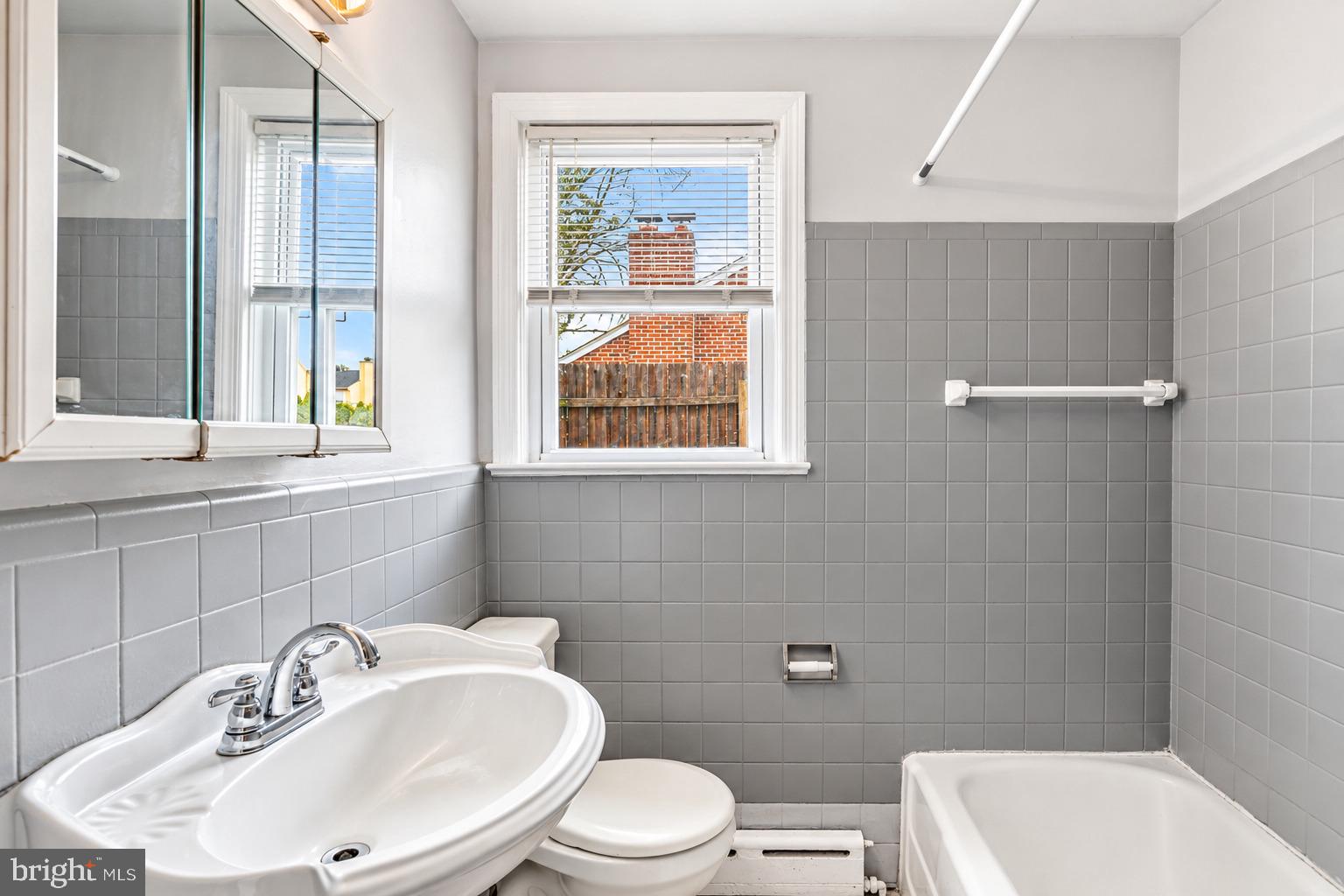1443 Rhawn Street Philadelphia, PA 19111 - Photo 22 of 25 Gallery Image 22