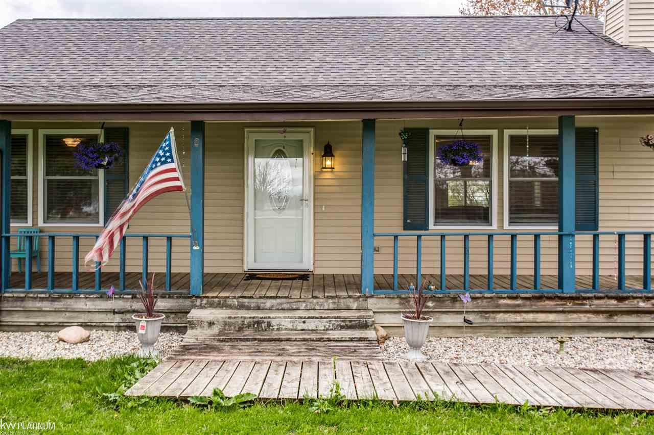 6979 Sterling Road Yale, MI 48097 - Photo 4 of 39