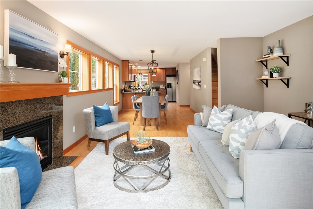 4176 Southwest Orchard Street Seattle, WA 98136 - Photo 2 of 24