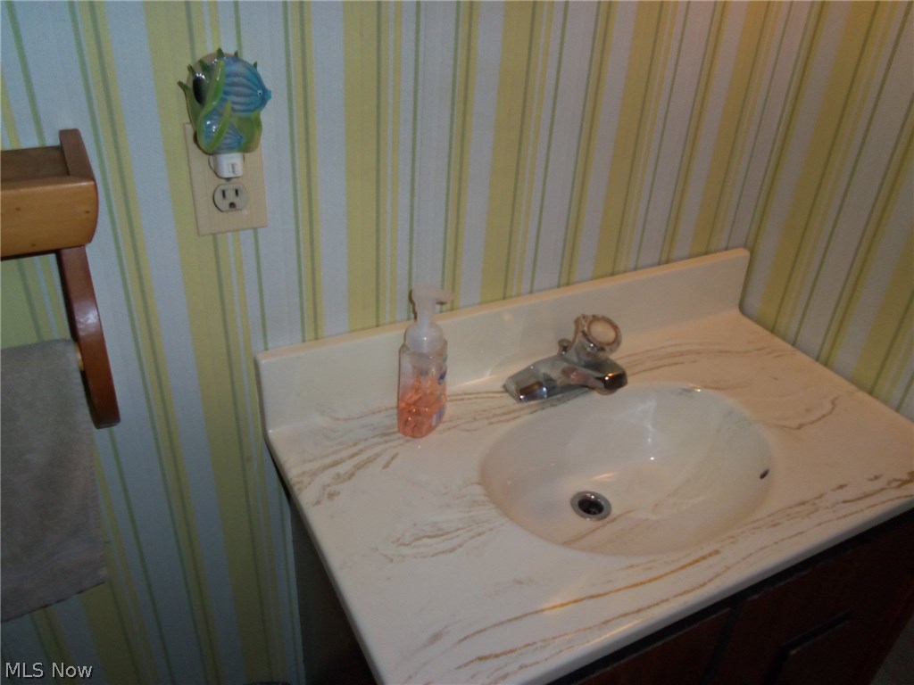 1785 North Ridge Road Vermilion, OH 44089 - Photo 23 of 35