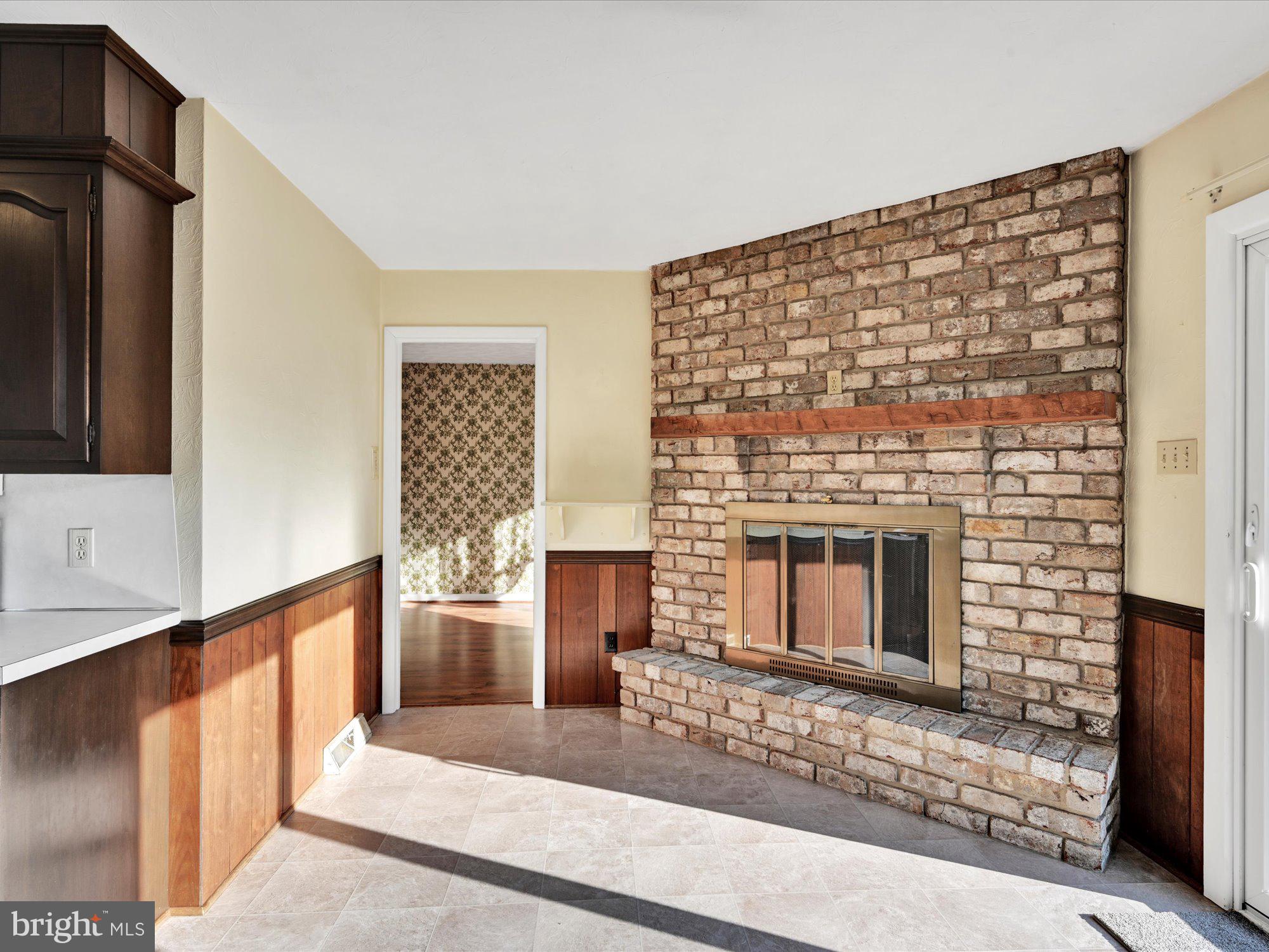 430 East Main Street Lititz, PA 17543 - Photo 12 of 37