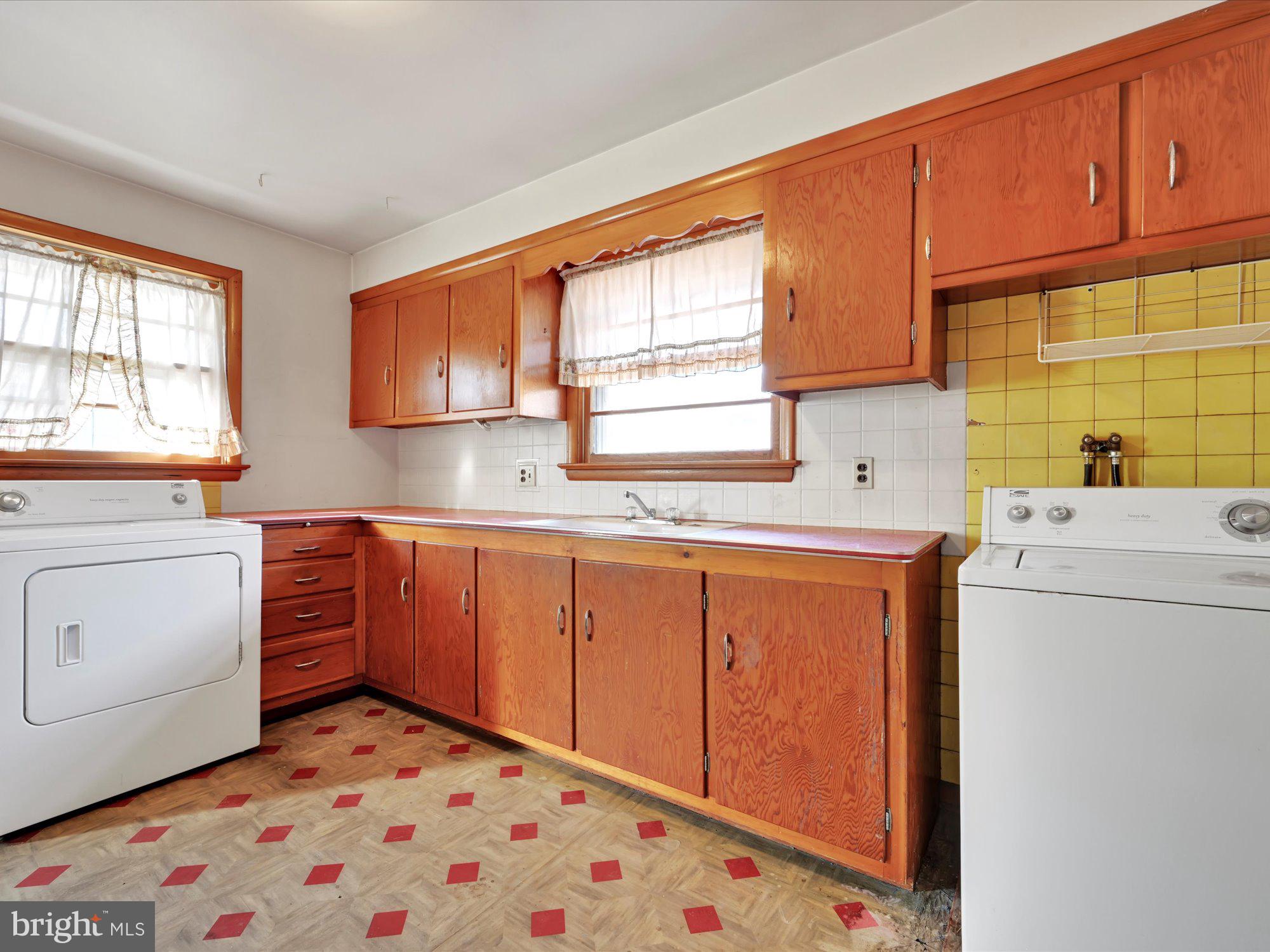 430 East Main Street Lititz, PA 17543 - Photo 22 of 37