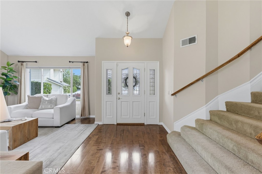 45795 Creekside Way Temecula, CA 92592 - Photo 4 of 57