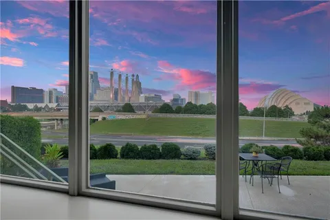 $1,050,000 | 1601 Jefferson Street, Kansas City, MO 64108