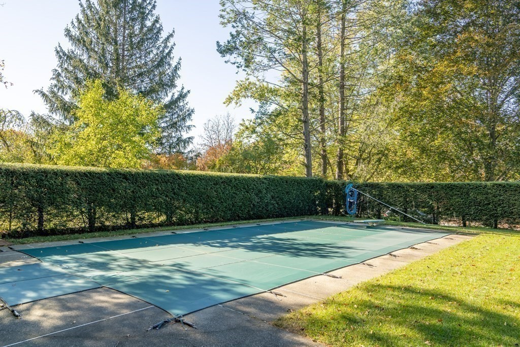 1758 Trapelo Road Waltham, MA 02451 - Photo 23 of 26
