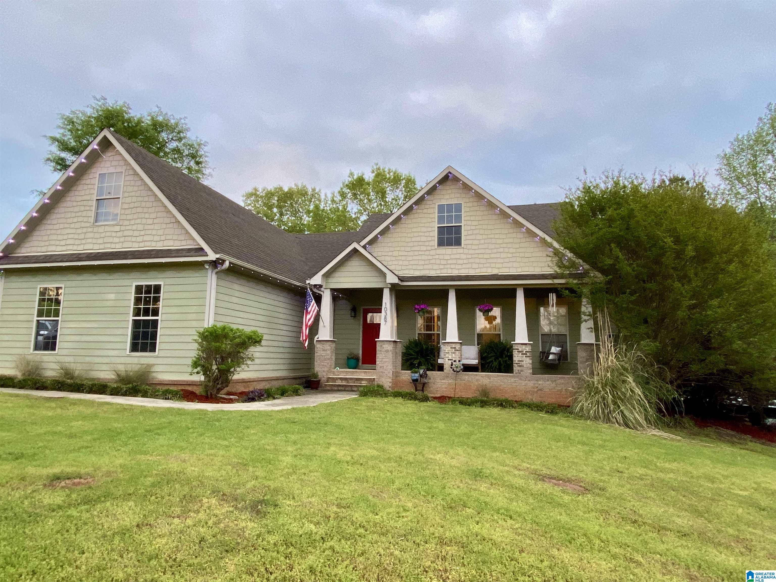 10387 Rising Fawn Circle Warrior, AL 35180 - Photo 2 of 51