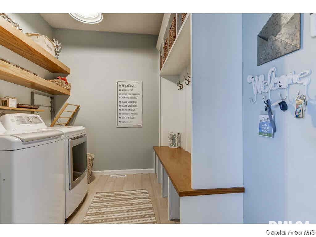 2720 Wordsworth Drive Springfield, IL 62711 - Photo 18 of 36 Gallery Image 18