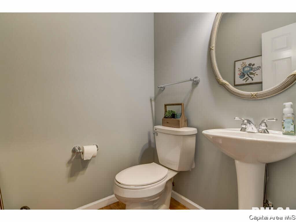 2720 Wordsworth Drive Springfield, IL 62711 - Photo 19 of 36 Gallery Image 19