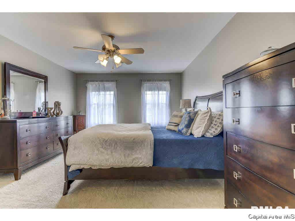 2720 Wordsworth Drive Springfield, IL 62711 - Photo 23 of 36 Gallery Image 23