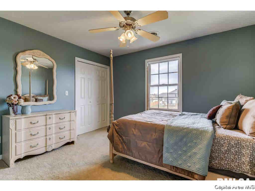 2720 Wordsworth Drive Springfield, IL 62711 - Photo 30 of 36 Gallery Image 30