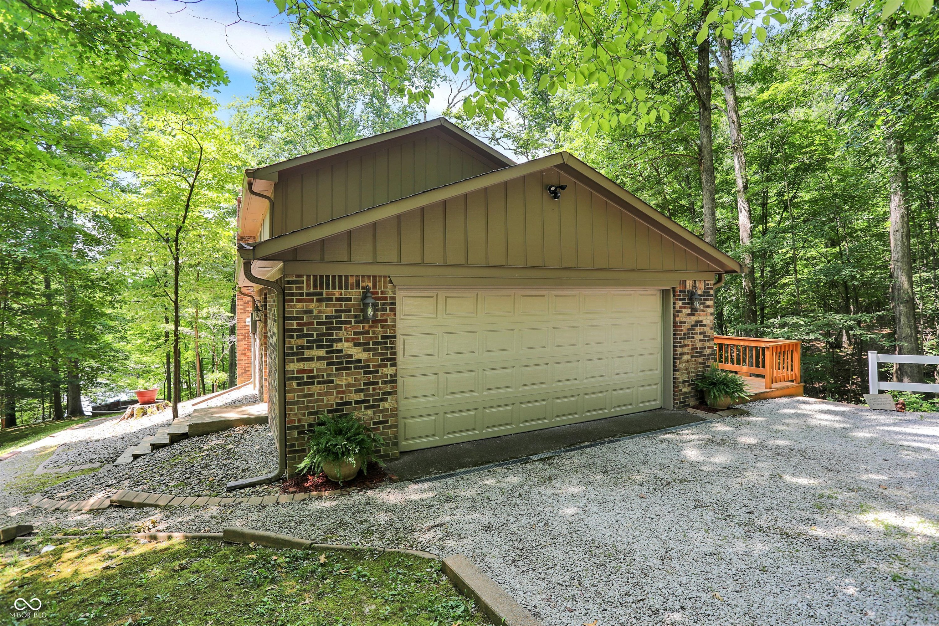 8100 South Logwagon Road Trafalgar, IN 46181 - Photo 4 of 74 Gallery Image 4
