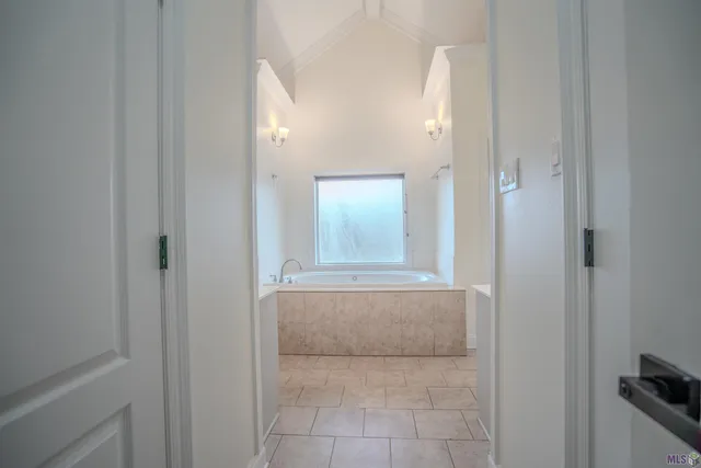 $325,000 | 818 Bohne Road, Port Allen, LA 70767