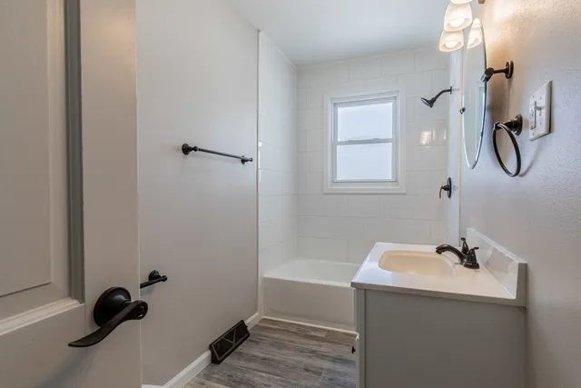 $195,000 | 1014 Holland Drive, Rock Falls, IL 61071