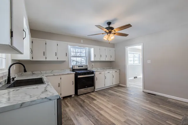 $195,000 | 1014 Holland Drive, Rock Falls, IL 61071