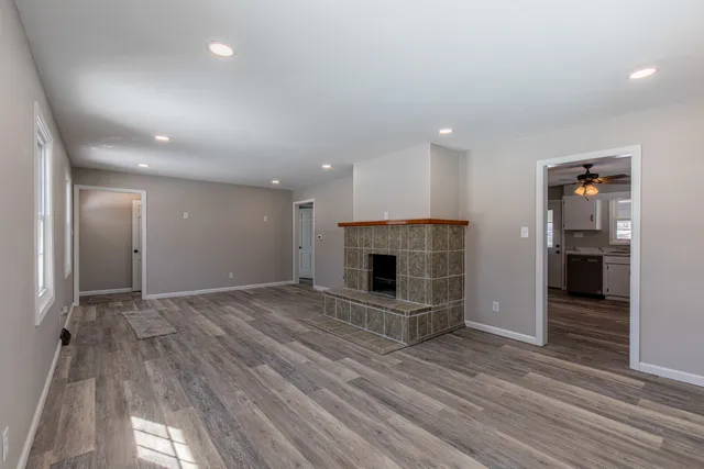 $195,000 | 1014 Holland Drive, Rock Falls, IL 61071