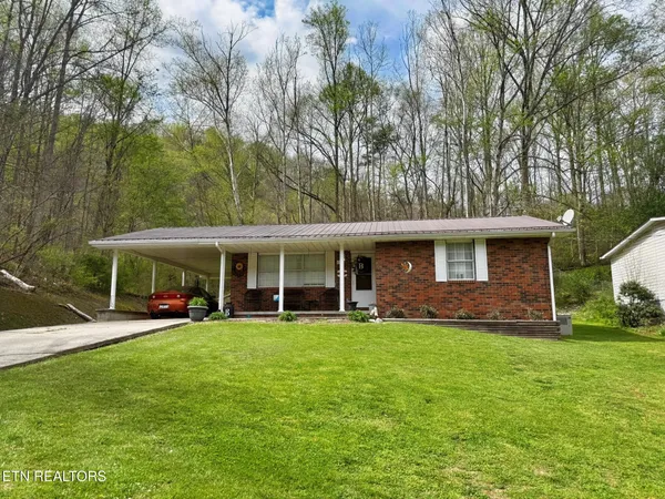 $159,500 | 152 Hicks Lane, Jellico, TN 37762