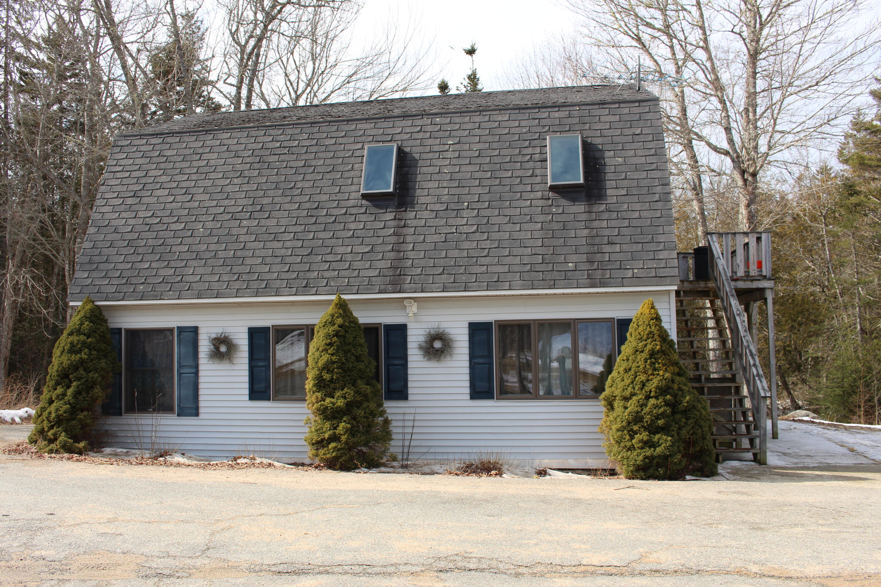 16 Rita's Way Gouldsboro, ME 04607 - Photo 2 of 52 IMG_8943