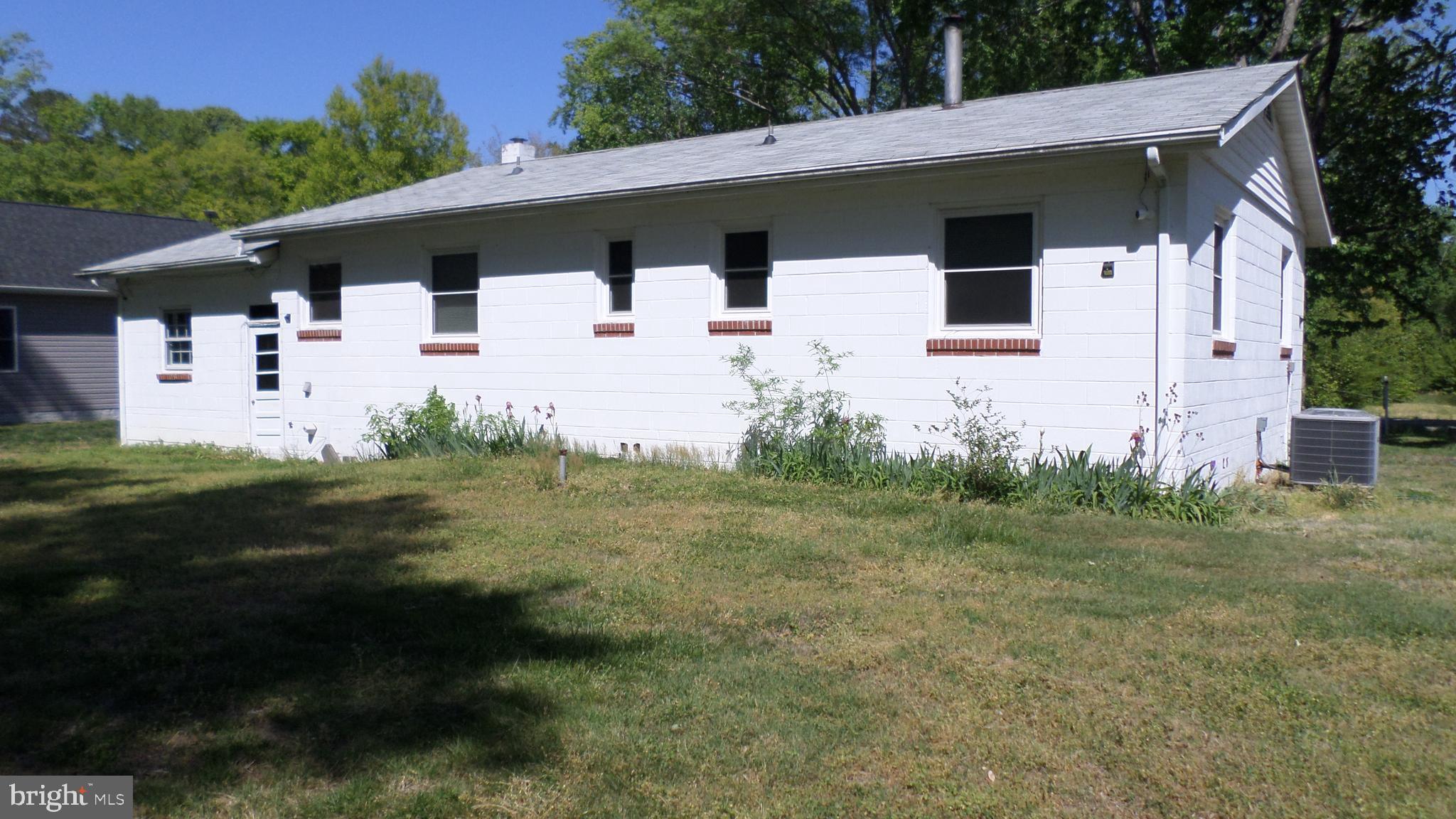 430 Holly Way Colonial Beach, VA 22443 - Photo 15 of 15 back view