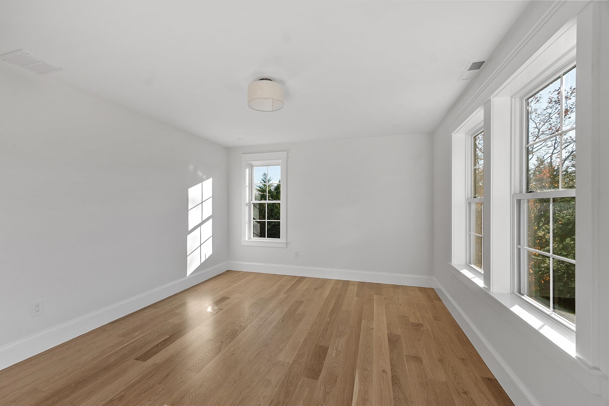 18 Sprague Mill Road Bedford, NH 03110 - Photo 33 of 53