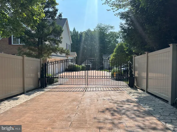 $1,825,000 | 11 Walters Way, Pasadena, MD 21122